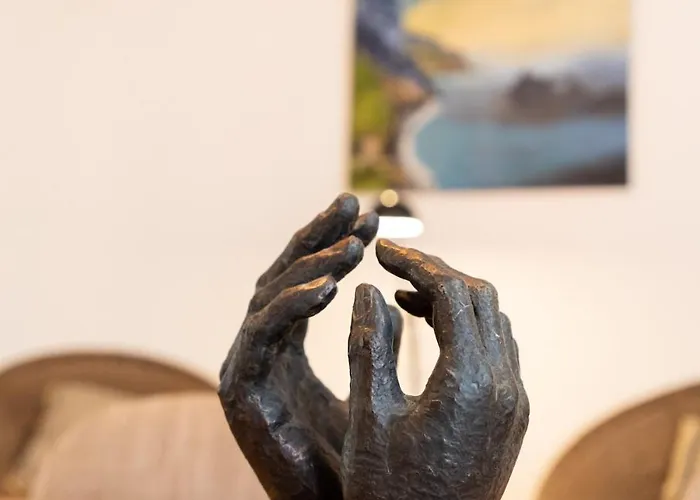 October 5th Collection By Rent-a-key