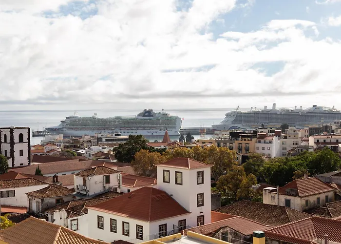 October 5th Collection By Rent-a-key דירה